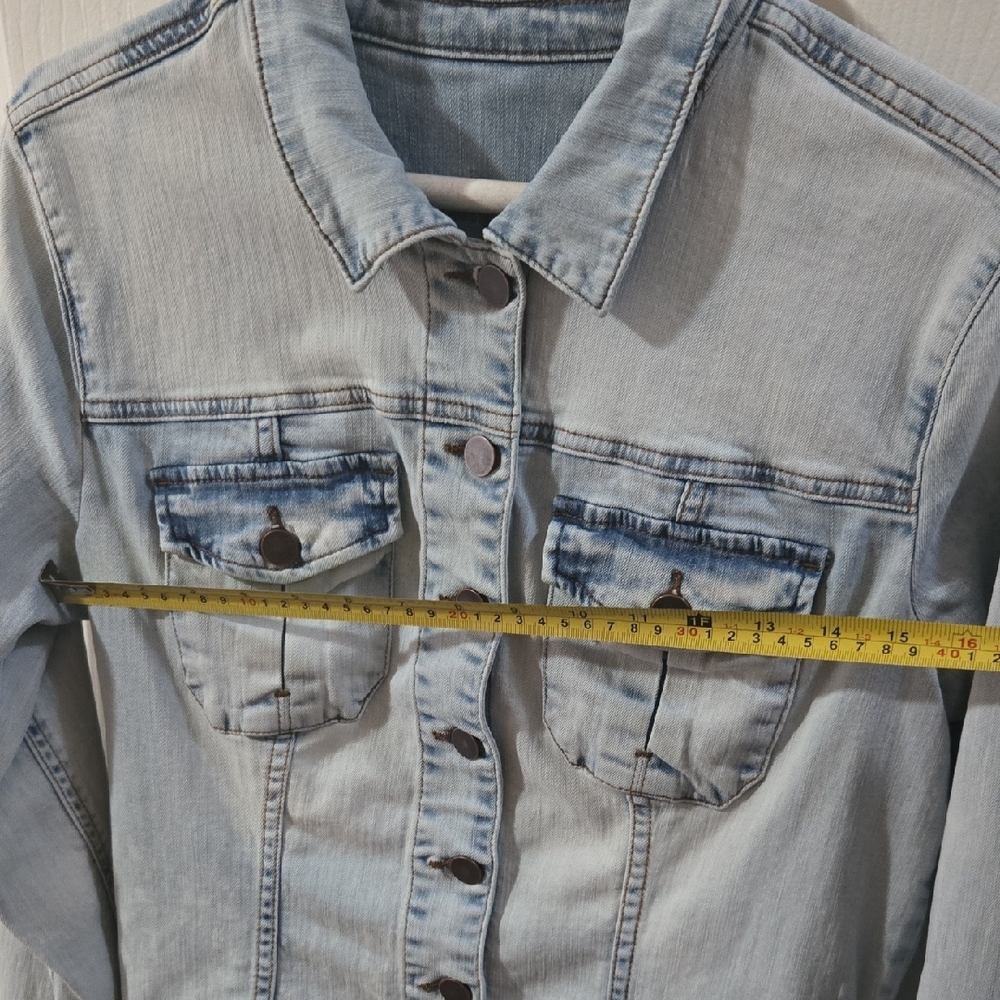 Light Blue Denim Jacket - Picture 9 of 10